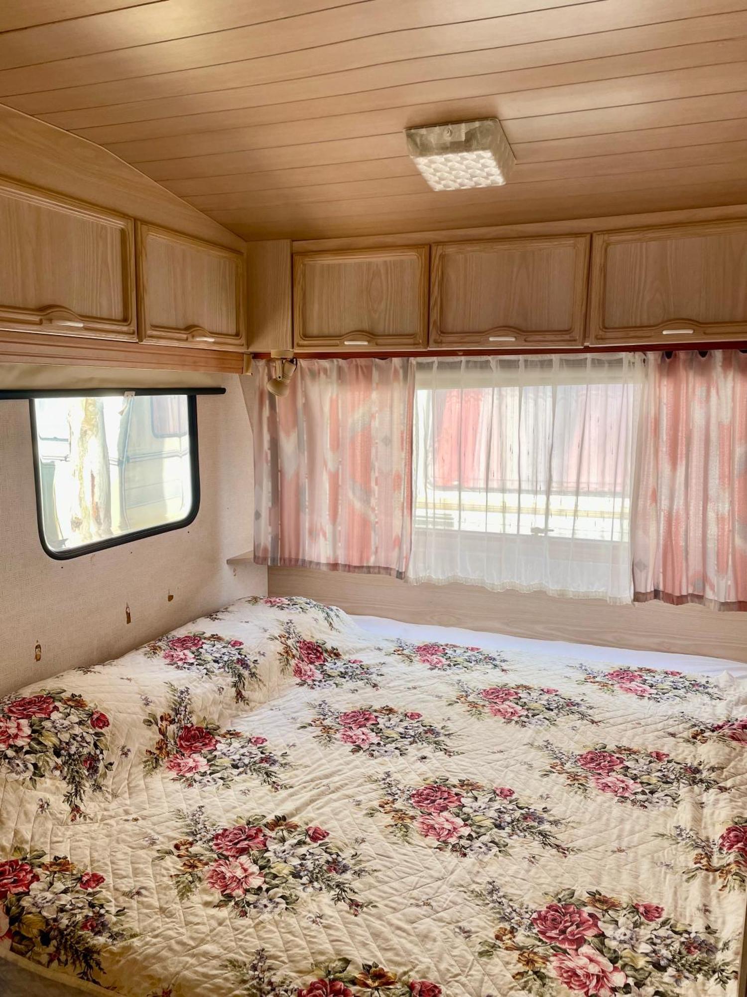 Camping Cala D'Ostia Пула Екстериор снимка