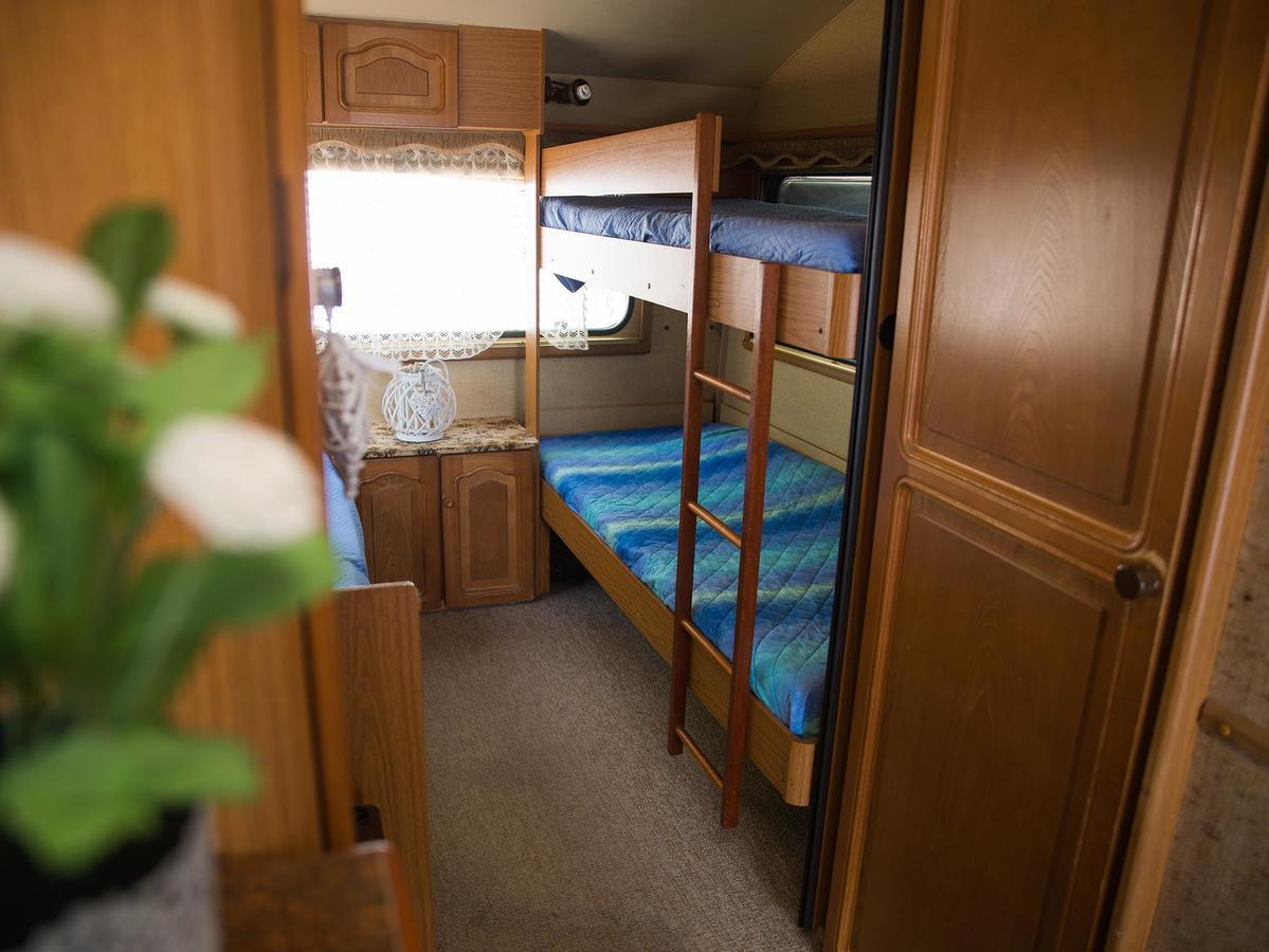 Camping Cala D'Ostia Пула Екстериор снимка