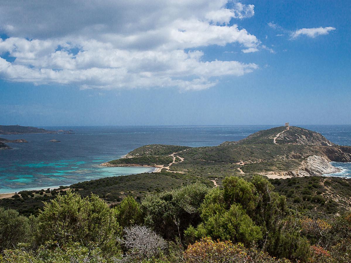 Camping Cala D'Ostia Пула Екстериор снимка
